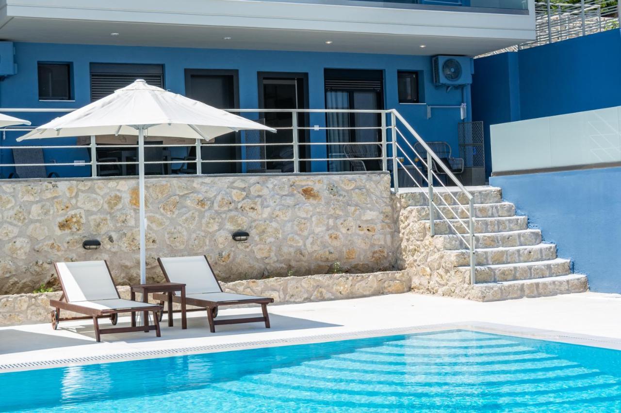 Anelia'S And Lydia'S Design Apartments Swimming Pool Nikiana Exterior photo